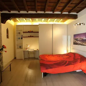 https://visit-florentia-apartment.it-tuscanyhotel.com